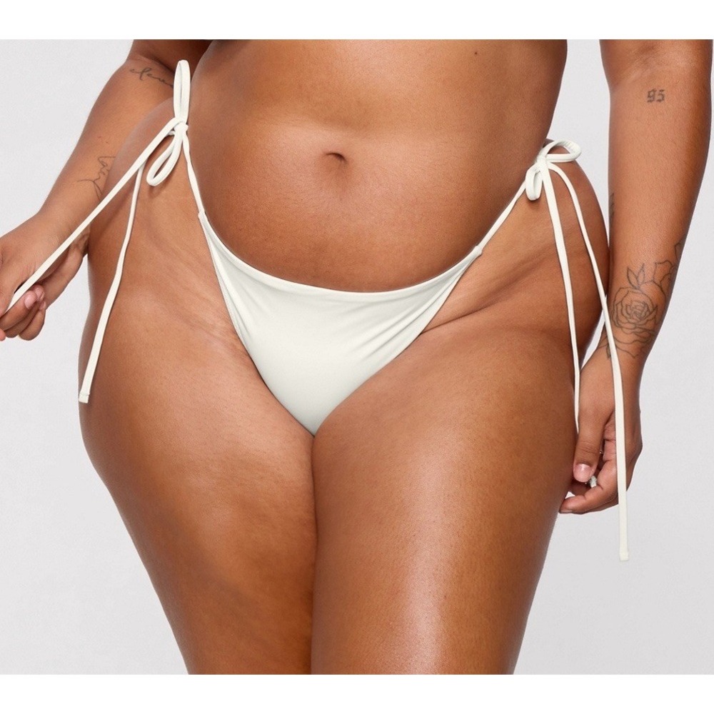 NWT Women's Fabletics Yitty Swim Side Tie Thong Bikini On My Ivories Plus 3X